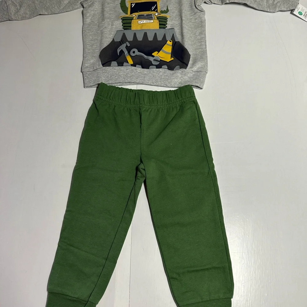 Carter boys to tea two piece, jogging set, long sleeves, gray, and green‎